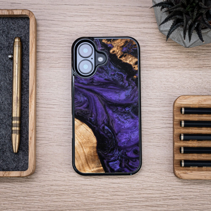 Bewood - Bewood iPhone 16 Mobilskal Unique Violet