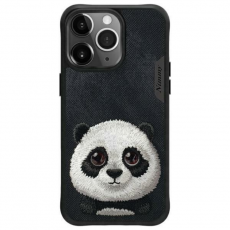 NIMMY - Nimmy iPhone 15 Pro Max Mobilskal Big Eyed Pet 2.0 Panda - Svart