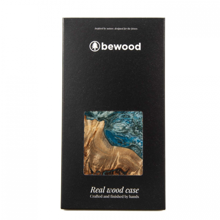 Bewood - Bewood iPhone 15 Pro Mobilskal Unique Planets Earth