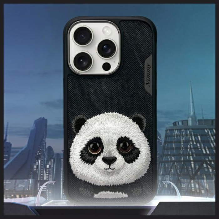 NIMMY - Nimmy iPhone 16 Pro Max Mobilskal Big Eyed Pet 2.0 Panda - Svart