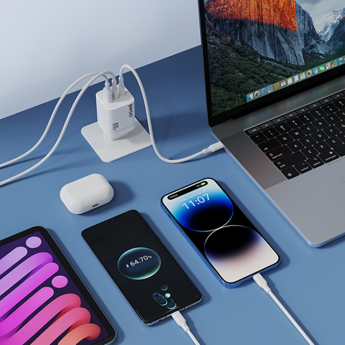 BWOO - BWOO GaN Vggladdare 65W 2xUSB-C 1xUSB-A - Vit