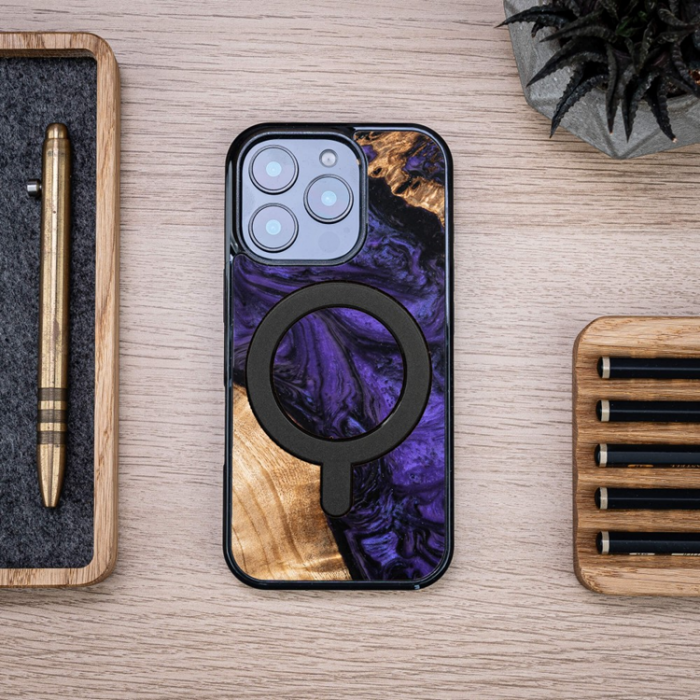 Bewood - Bewood iPhone 16 Pro Mobilskal MagSafe Unique Violet