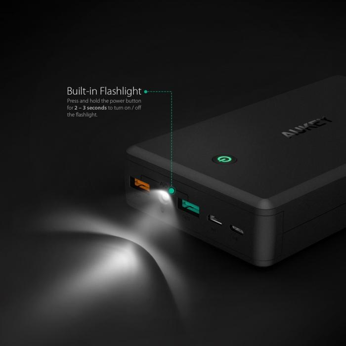 UTGATT5 - Aukey Qualcomm Certified 30000 mAh Quick Charge Powerbank 3.0