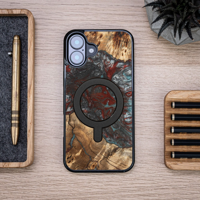 Bewood - Bewood iPhone 16 Plus Mobilskal MagSafe Unique Planets Pluto