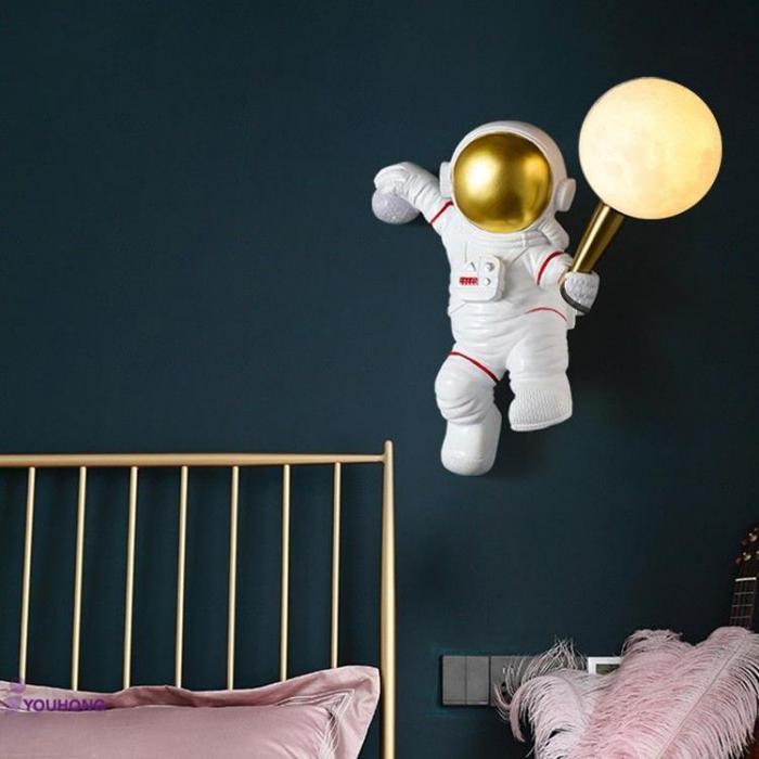 A-One Brand - Moon Bordslampa ASTRONAUT hanging Art Deco (model 3) AMTL