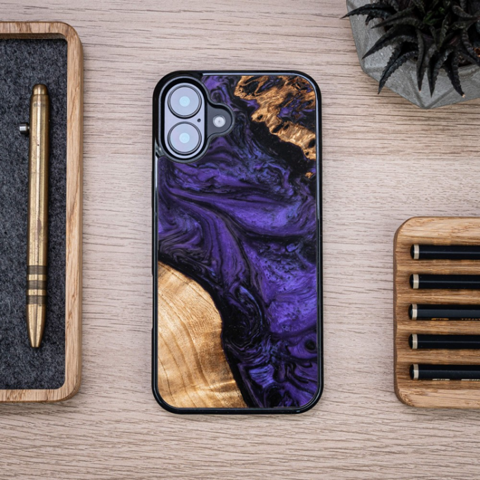 Bewood - Bewood iPhone 16 Plus Mobilskal Unique Violet